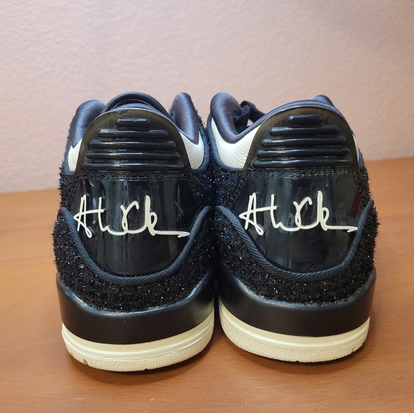 Air Jordan 3 Retro size 7 - Picture 2 of 7